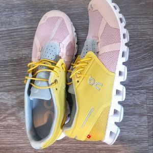 ON Running Cloud Shoes